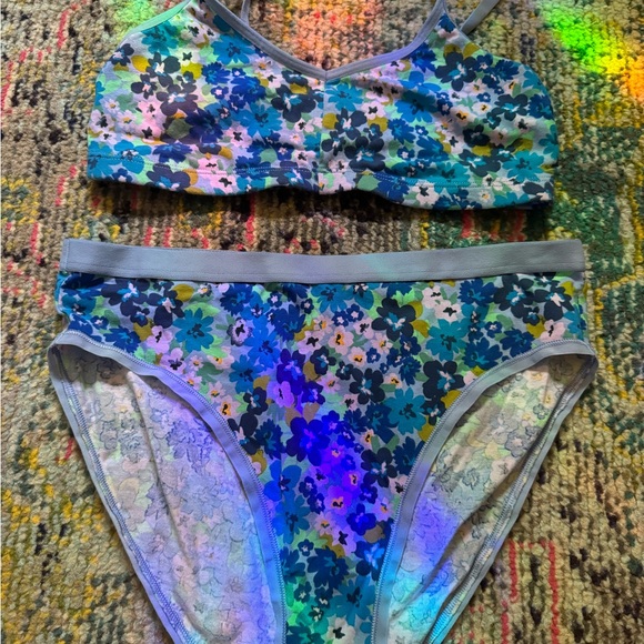 Bra and underwear set - Picture 5 of 7